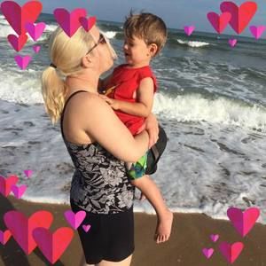 Meet your Posher, Alexis